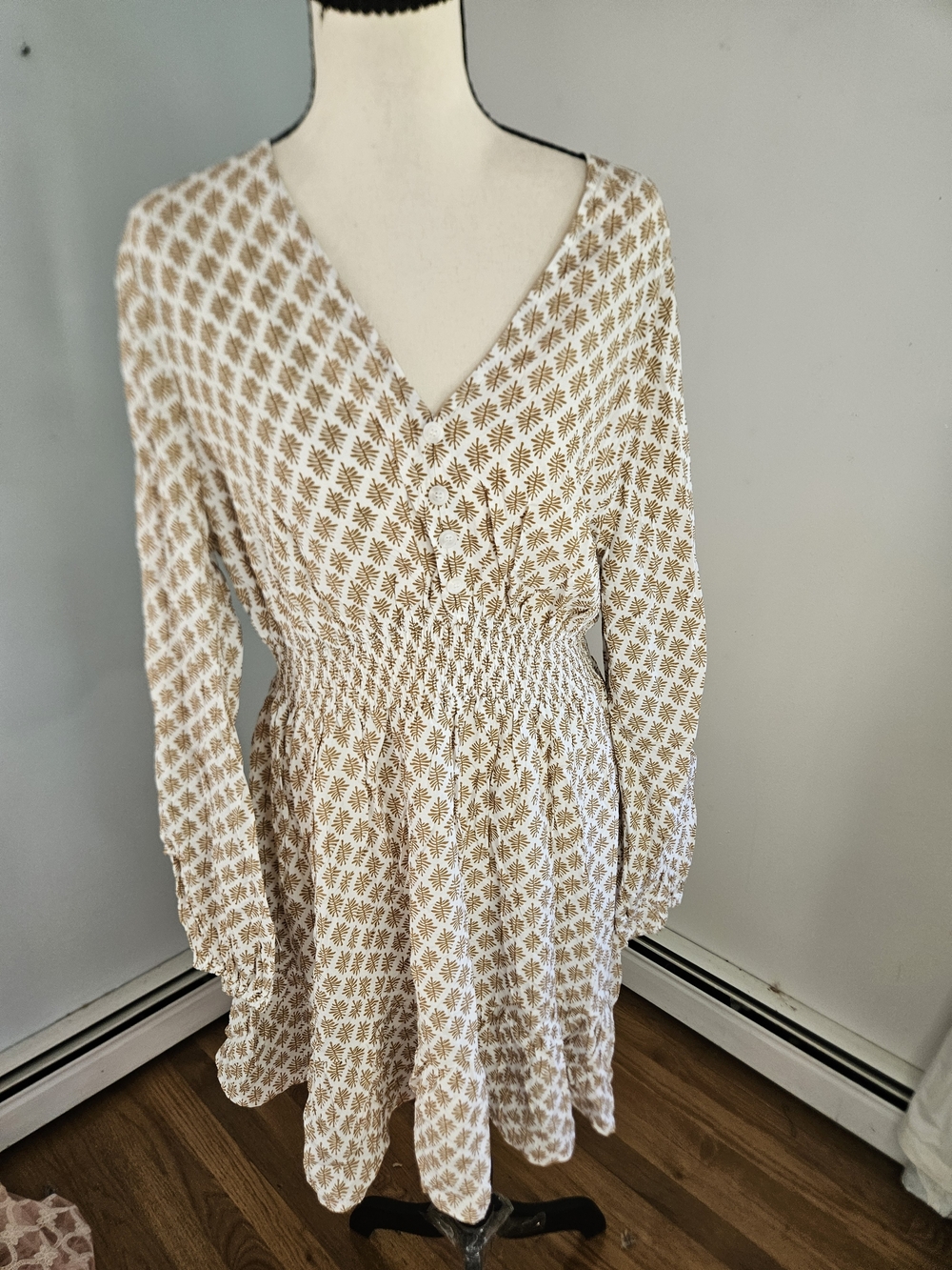 Cupshe Cream and Tan V-Neck Smocked Waist Long Sleeve Dress.# Holiday Dresses